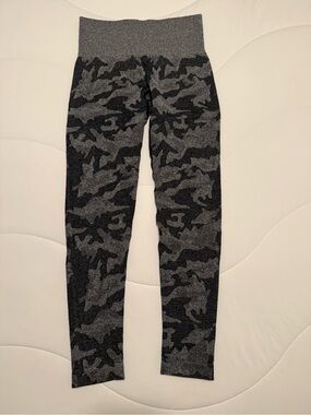 NVGTN Black Camo Seamless Leggings